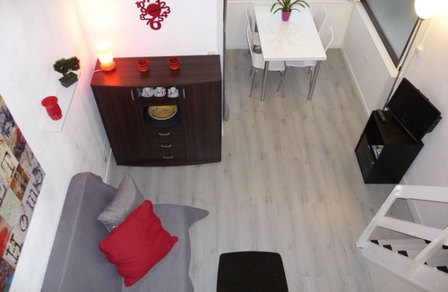 Sete Apartment | Modern studio with mezzanine and parking near the beach