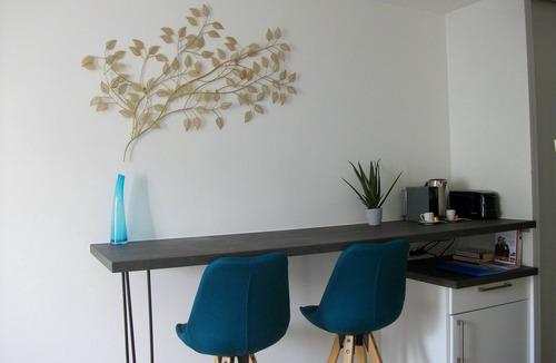 Jean Moulin - Marius Berliet Apartment | "Monplaisir, center + parking, quiet, clean, wifi, near university, BSB, sciences-U