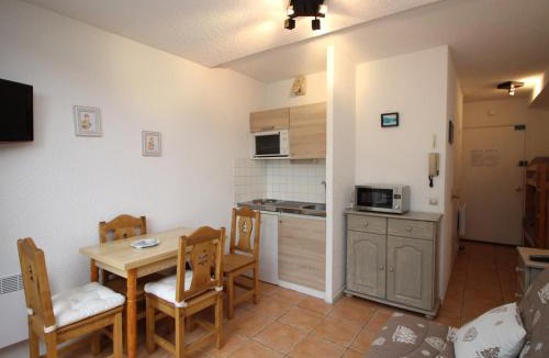 Mont-Dore Apartment | Mont-Dore Studio 2* avec garage, 300m du centre - FR-1-608-148