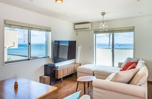 Yokosuka House | Moon road Oceanfront Villa with Traditional Japanese wooden bath Dry saunaStay with your pets/Yokosuka Kanagawa