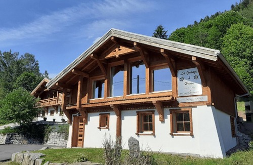 Ventron Ski Chalet | Mountain chalet for up to 12 people with spa and sauna