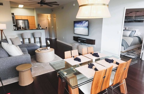 East Ocean Ave Condo | Nestled on the Intracoastal 1BR Minutes to Beach