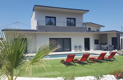 Cap d'Agde Villa | New contemporary villa with private pool 400 M from the sea