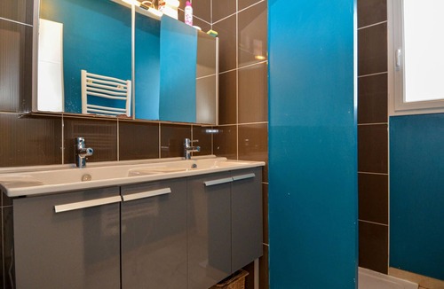 Raphele-les-Arles House | Nice cottage with private pool and garden.