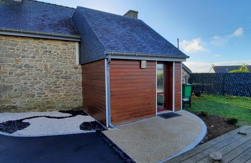 Lampaul-Plouarzel House | Nice fisherman wooden and stone house renovated in 2007 in the Iroise sea