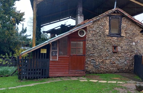 Champsac Ski Chalet | nYourte rustique dans une petite ferme