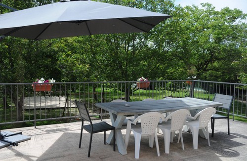 Meyronne House | old tobacco dryer converted into a cottage; near the Dordogne river.