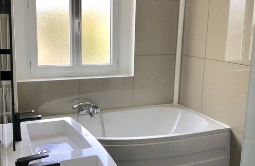 Elbeuf Apartment | Perfect appartment in the heart of Elbeuf