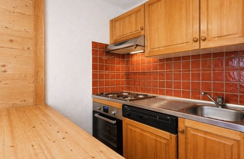 La Clusaz Apartment | Perfect ski location, 6 guests, pets, garage, WIFI