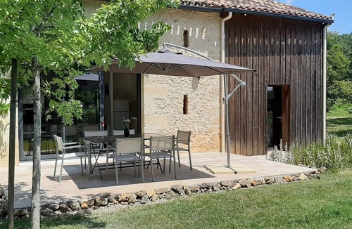 Pressignac-Vicq House | Perrot en Périgord : Charming stone villa with swimming pool