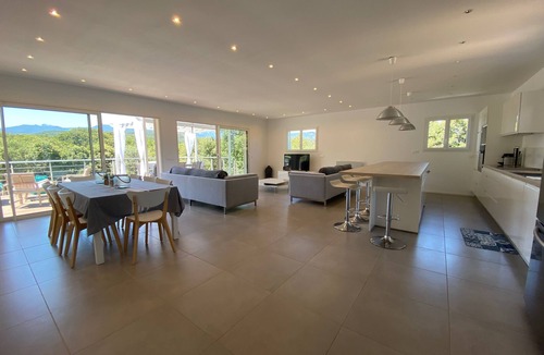Sainte-Lucie-de-Porto-Vecchio Villa | Pinarello villa 150m2 near the beach with private pool