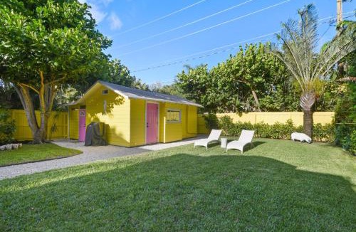 Parrot Cove House | Pineapple House - Parrot Cove