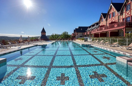Houlgate Apartment | Premium Normandy Apartment for 4