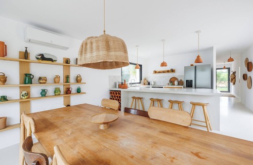 La Londe-les-Maures Villa | Prestigious villa in the heart of a vineyard near BORMES-LES-MIMOSAS