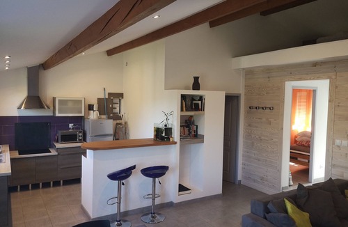 Sampzon Cottage | pretty cottage 5 people 5 minutes from the Gorges de l'Ardèche with garden in a quiet area.