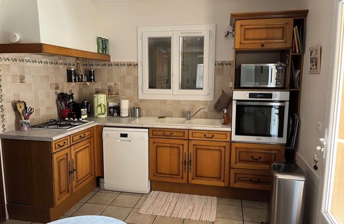 Jonquerettes Villa | Pretty villa with pool and garden