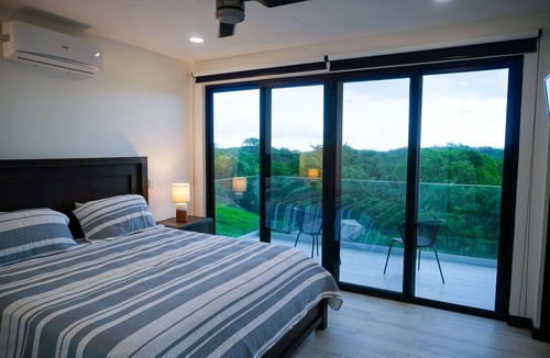 Marbella House | Private 3bedroom Ocean View Rooftop at Marbella