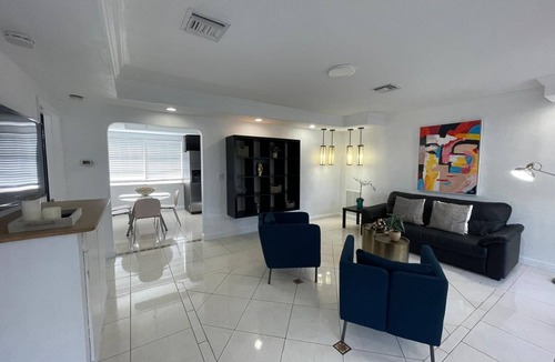 Little Ranches House | Private Home Close to Hollywood Beach
