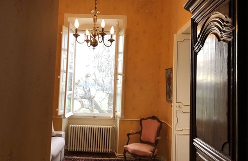 Saint-Chamas House | Property in Terre de Provence with main villa from XIXe Siècle