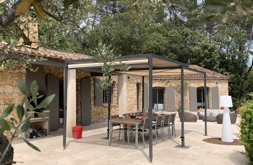 Lorgues House | Quality services, beautiful house for 8 people, comfort and calm