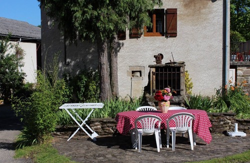 Gagnac-sur-Cere Cottage | Quercy cottage on the farm - -