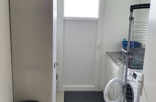 Cheray House | Quiet 3-bedroom 3-bathroom house