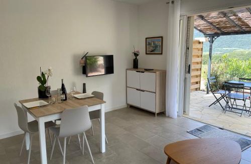 Figari House | Résidence Patios di Pruno
