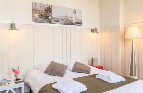 Saint-Martin-de-Re Apartment | Résidence Pierre & Vacances Le Palais des Gouverneurs *** - Studio 2 persons