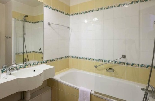 Valmeinier Apartment | Résidence Pierre & Vacances Le Thabor - Apartment for 8 people - 2 bedrooms + 1 sleeping area