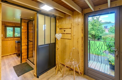 Floyon House | Rêves au Chalet - maisonnette avec jacuzzi