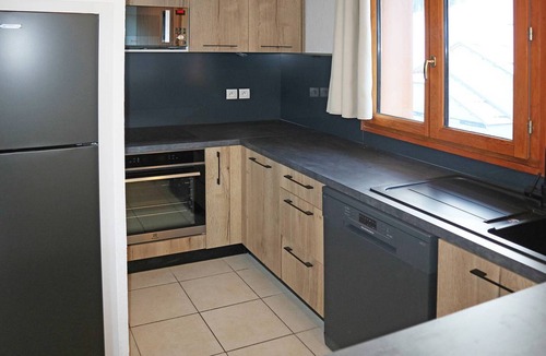 Les Orres Apartment | Renovated duplex with pool, WiFi, pets allowed in Les Orres