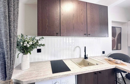 Plaisance Apartment | Renovated studio close to Gare Montparnasse