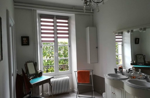 Villeneuve d'Aveyron House | Rent old family house Villeneuve d'Aveyron