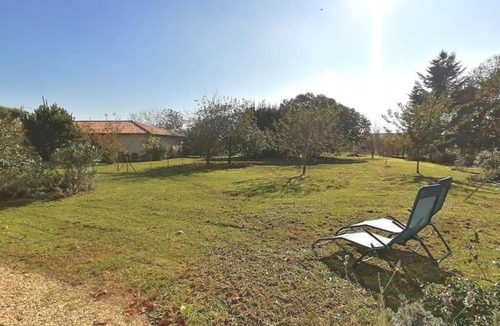 Gauriac House | Rent stone house
