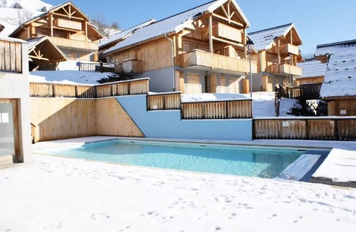 Saint-Jean-d'Arves Apartment | Residence Les Ecourts - Apartment for 6 people
