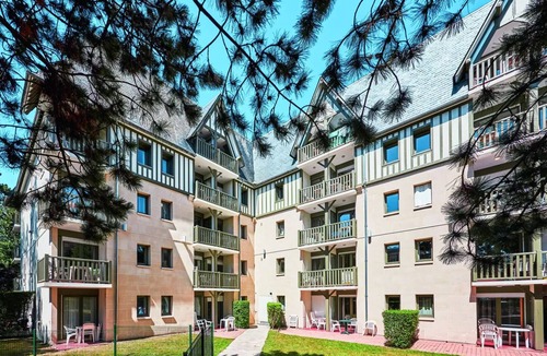 Deauville City Centre Apartment | Residence Les Embruns - maeva Home - Studio 4 People Selection