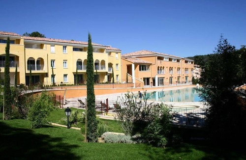 Greoux-les-Bains Apartment | Residence Odalys La Licorne de Haute Provence *** - 2 Rooms 4 People