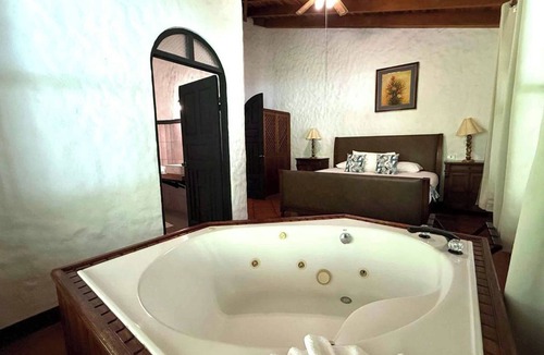 Orosi Hotel | Rio Perlas Thermal Resort & Spa