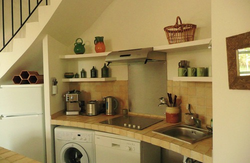 Aimargues House | Romantic 19th Century Tower + (Summer Annexe) In Own 1 Acre Near The Sea