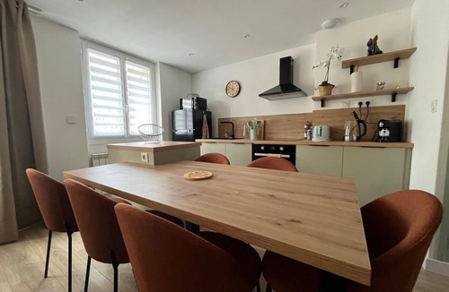Saint-Roch - Badouillere - Chavanelle Apartment | Saint Etienne - Lovely, warm and cosy apartment