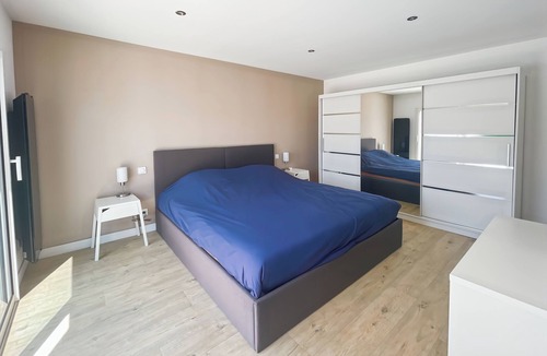 Saint-Ave House | Single-storey house with swimming pool for 8 people.
