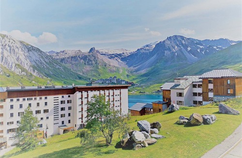 Tignes le Lac Apartment | ski-in/ski-out apartment Tignes Lac, 3 rooms, 8 pers., near shops and slopes