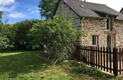 Paimpont Cottage | Small house in the heart of the Brocéliande forest, very quiet