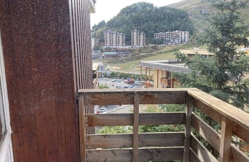 Orcieres-Merlette Apartment | Spacious 2-Room Cabin, 8 Pax - Ski-In/Ski-Out, Near Sports Center, North-West Facing