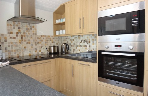 Saint-Jean-dʼAulps Apartment | Spacious, family 3 bedroom duplex - only 50m from the ski slopes