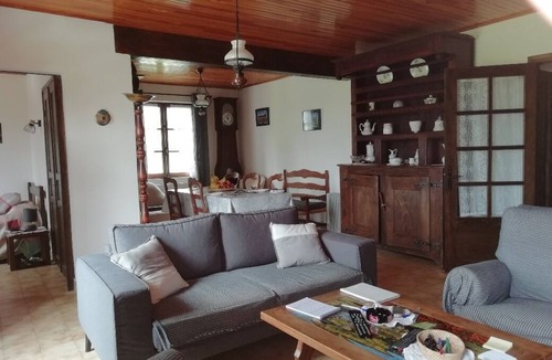 Sainte-Eulalie Villa | Spacious villa with large plot and superb view
