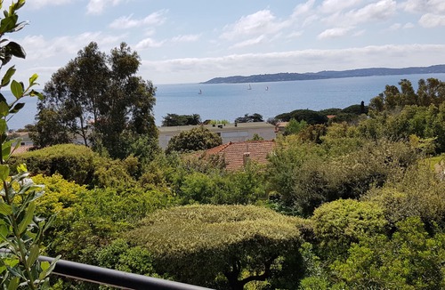 Sainte-Maxime Apartment | Ste Maxime, sea view Comfortable, quiet, walk to the town center and beaches
