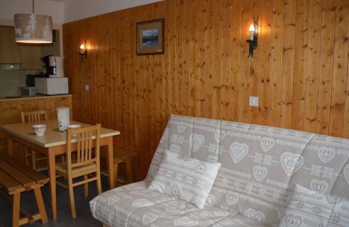Le Grand-Bornand Apartment | Studio 4 pers, Le Grand-Bornand, proche centre et pistes - FR-1-241-24