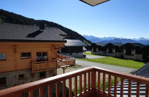 Les Saisies Apartment | Studio avec Piscine et Jacuzzi aux Saisies, Proche du Centre, 2 Étoiles, 3 Pers. - FR-1-594-143