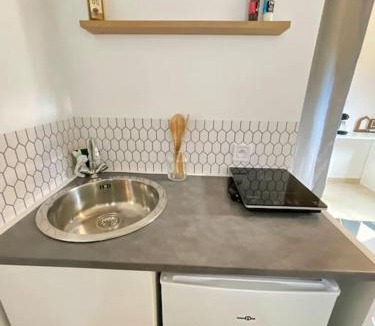 Dardilly Apartment | Studio indépendant